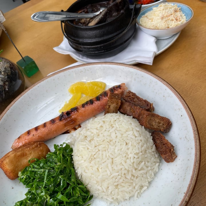 photo of Green Kitchen BR Feijoada shared by @lucaseggi on  20 Apr 2023 - review