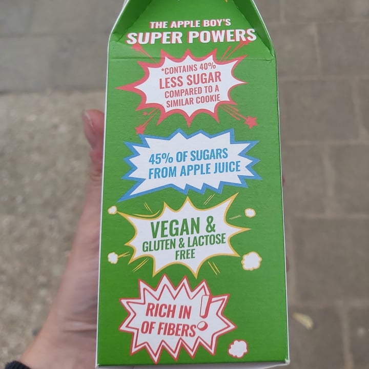 photo of Generous apple boy apple juice biscuits shared by @w-vegan-w on  19 Jul 2023 - review