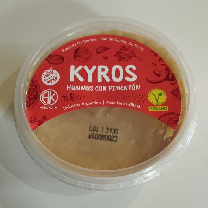 photo of Kyros Hummus con Pimentón shared by @catoyuvone12742148 on  10 Jun 2023 - review