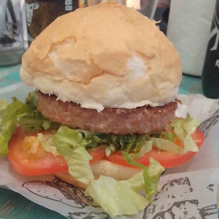 photo of La Barra - Bar de costa Hamburguesa veggie shared by @mayyani on  12 Jan 2023 - review