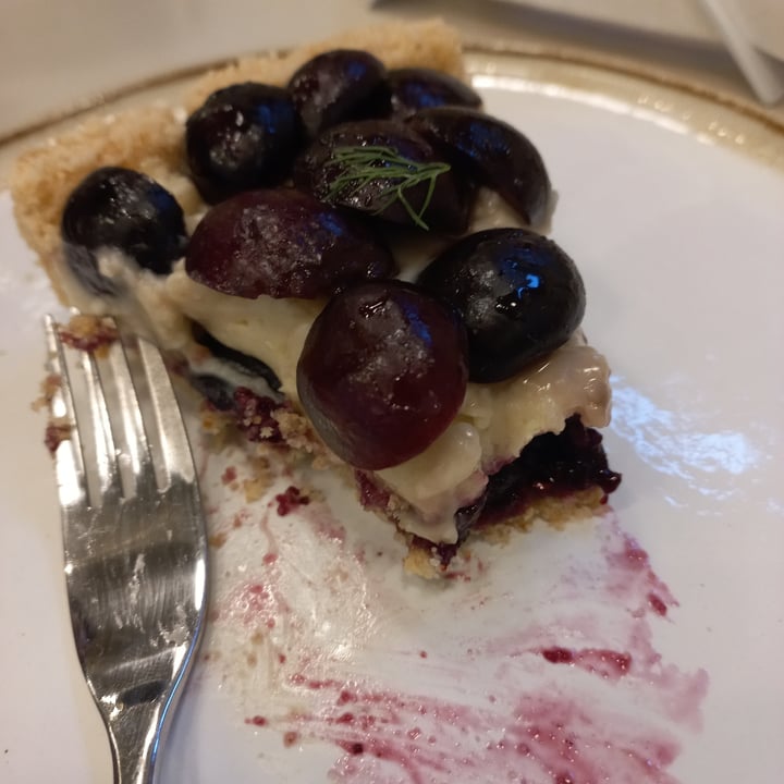 photo of COMO Club de Cocineros Torta de cereza y crema pastelera shared by @solarrua on  06 Jun 2023 - review