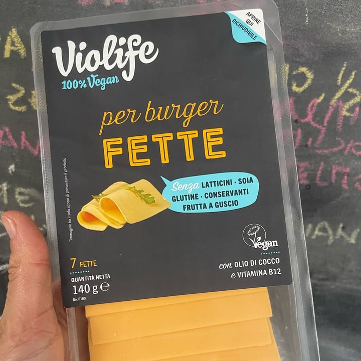 photo of Violife Fette per burger shared by @loveg on  27 Apr 2023 - review