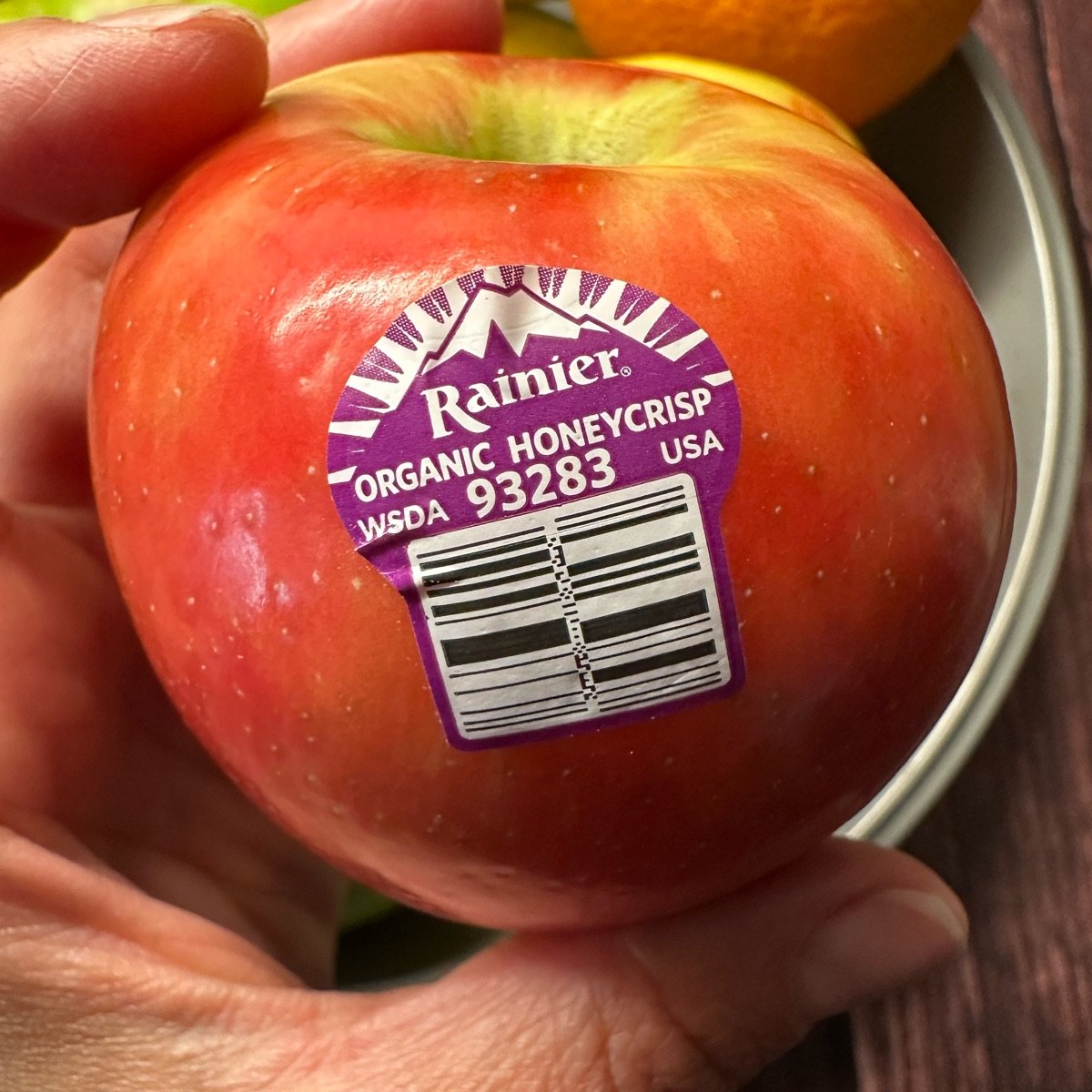 Rainier Organic Honeycrisp Apples Review