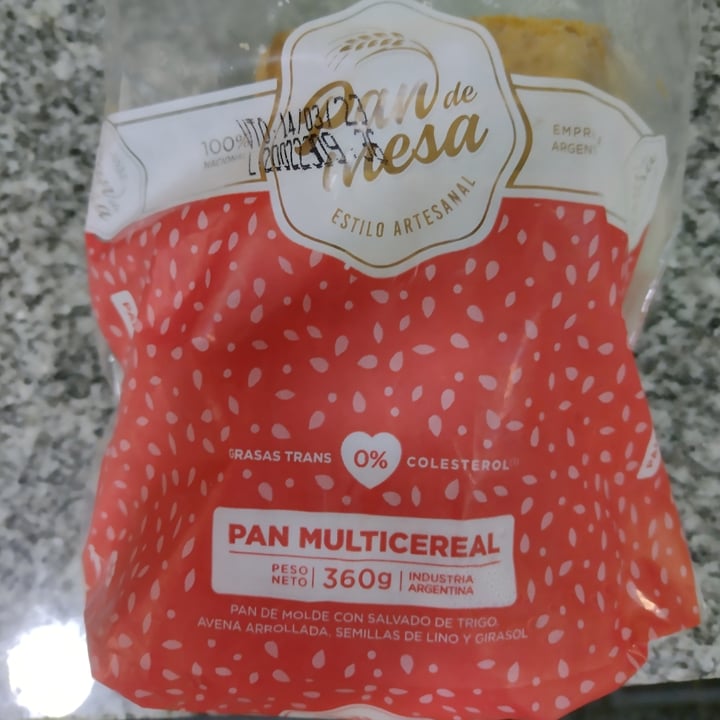photo of Pan De Mesa Pan Multicereal shared by @quimeyjulia on  02 Apr 2023 - review