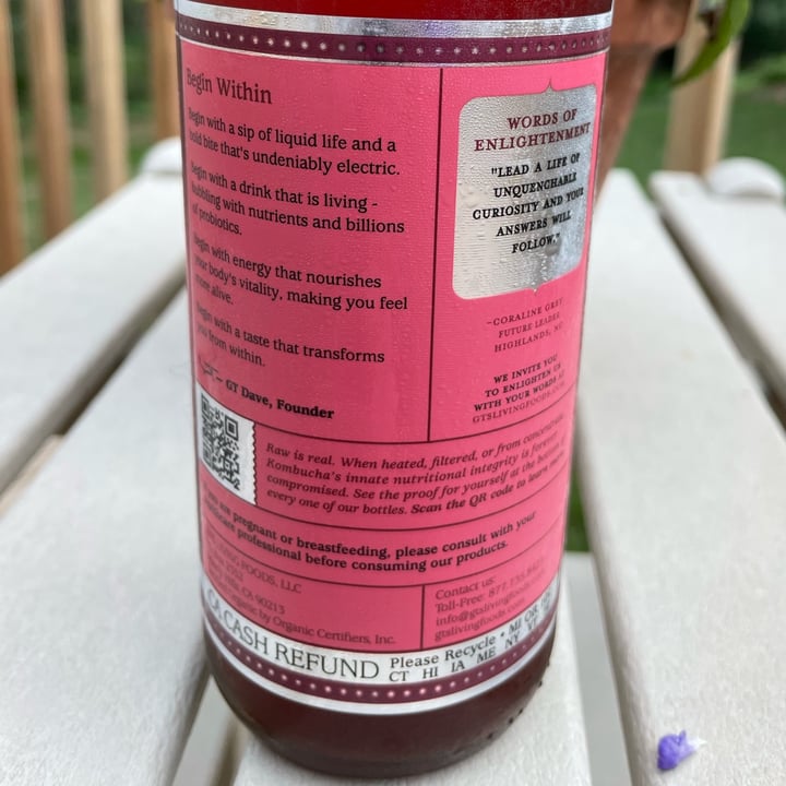 photo of GT’s Living Foods Cosmic Cranberry shared by @paws-and-paths on  08 Aug 2023 - review