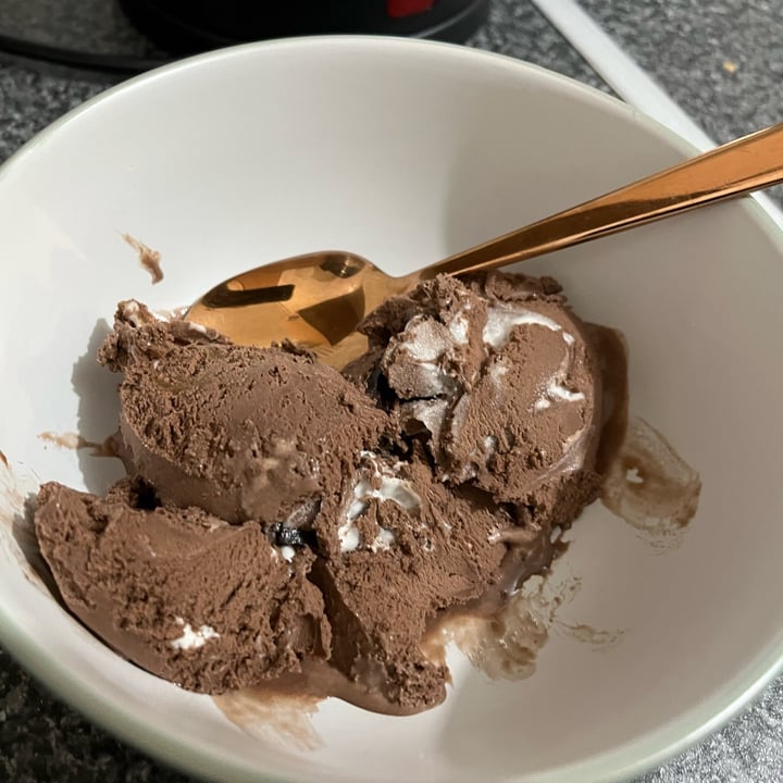 photo of Ben & Jerry's Phish Food Non-Dairy Frozen Dessert shared by @ameriamber on  13 Jan 2023 - review