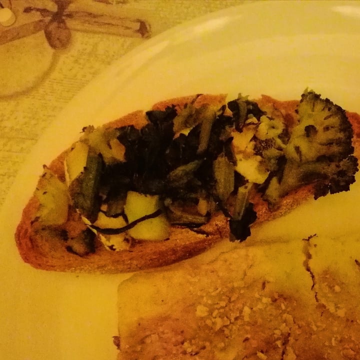 photo of Black Sheep Raw Bruschetta shared by @moth on  25 Feb 2023 - review