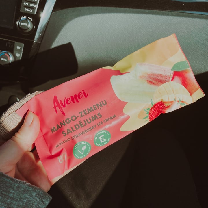 photo of Avenei Mango-Strawberry Ice Cream shared by @whaleyneemwood on  20 Apr 2023 - review
