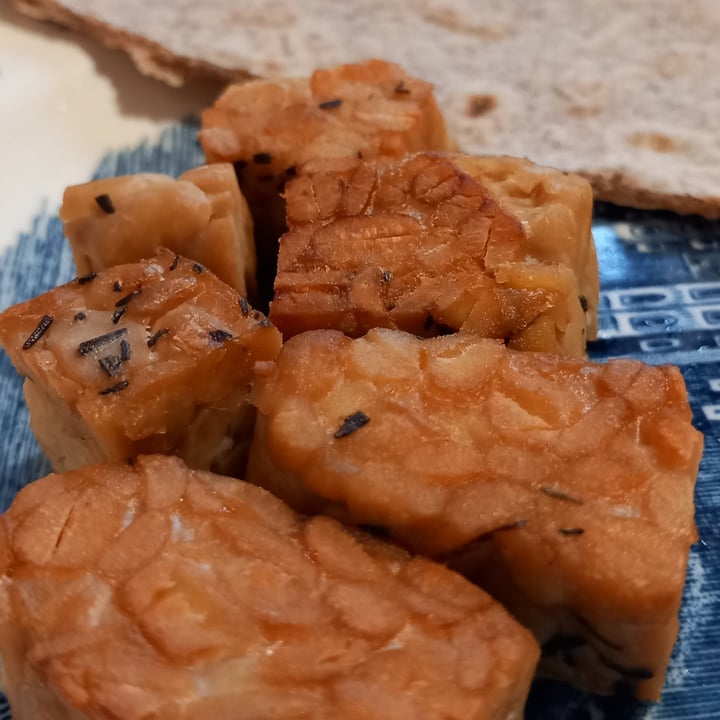 photo of Cambiasol tempeh marinato tamari giapponese ed erbe mediterranee shared by @adeco on  28 Apr 2023 - review