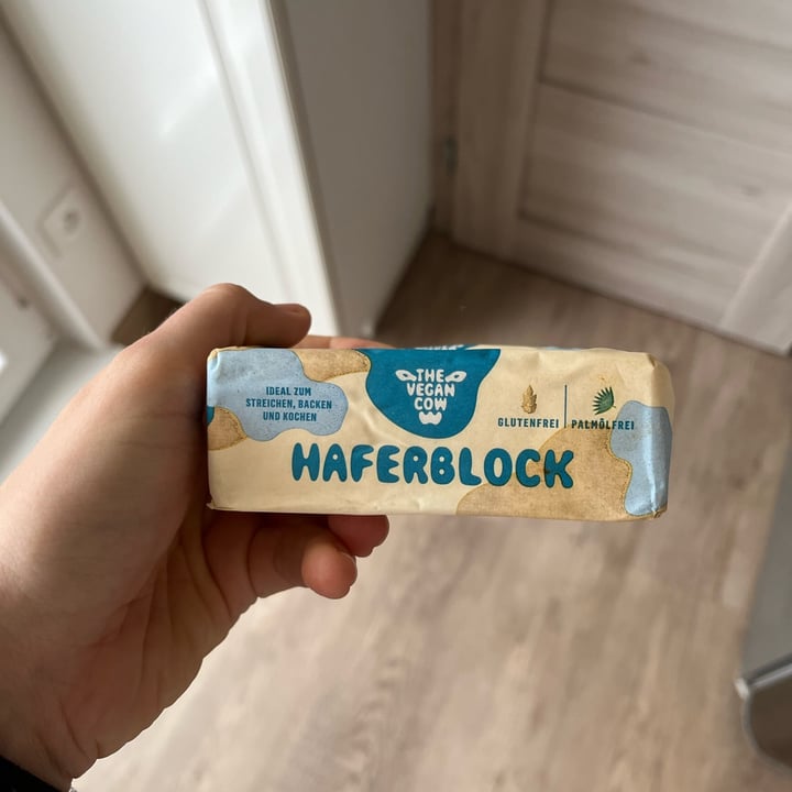 photo of The Vegan Cow Hafer Block shared by @domcsiwill on  15 Mar 2023 - review