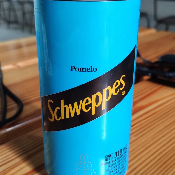 photo of Schweppes pomelo con azúcar shared by @luluz on  22 Jun 2023 - review