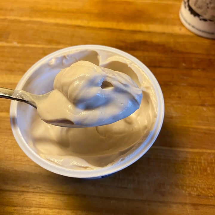 photo of Silk yogurt Silk Greek Style Vanilla Coconut Yogurt shared by @geneogden on  01 Jan 2023 - review