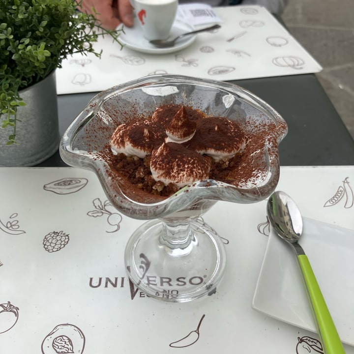 photo of Universo Vegano Tiramisù shared by @giulz on  13 Apr 2023 - review