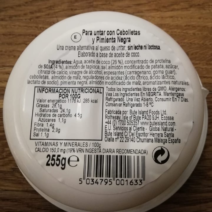 photo of vegan island dairy free spread shared by @marinasnchez on  23 Jan 2023 - review