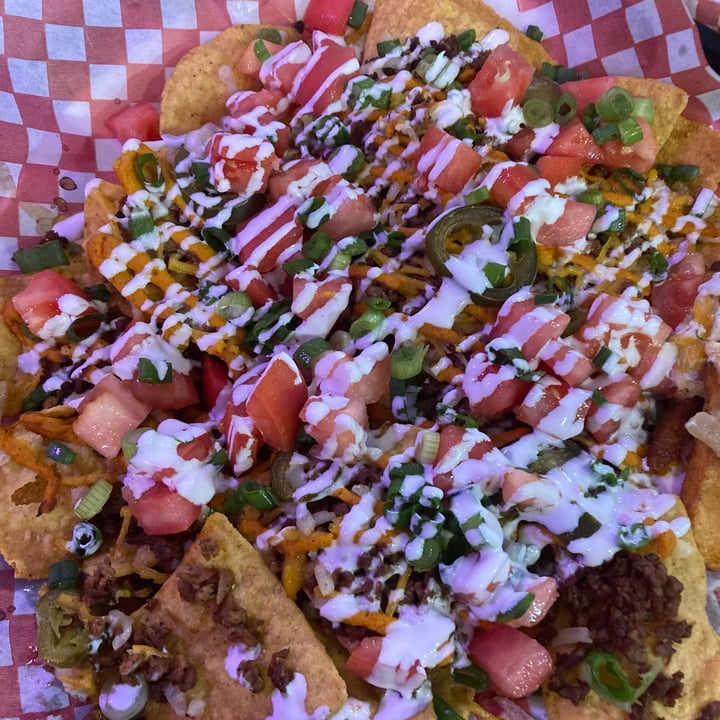 photo of The Hearty Hooligan Loaded Nachos shared by @selene00 on  18 Apr 2023 - review