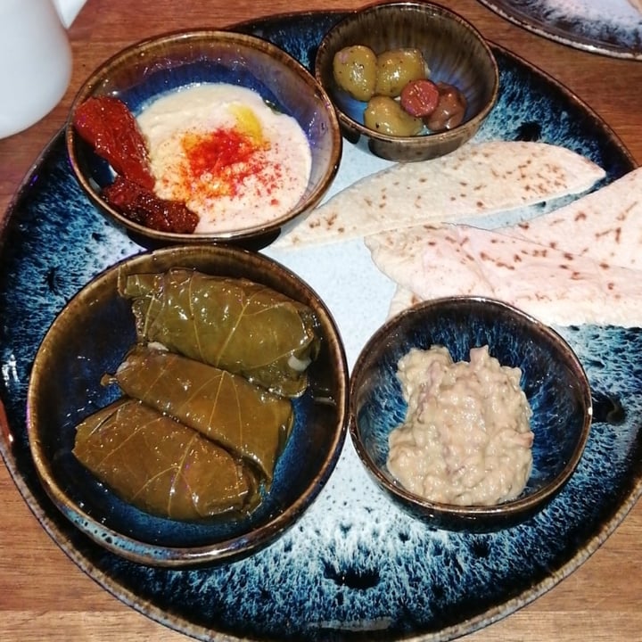 photo of Muse Music and Love Cafe Mezze Plate shared by @robynellen on  11 Jan 2023 - review