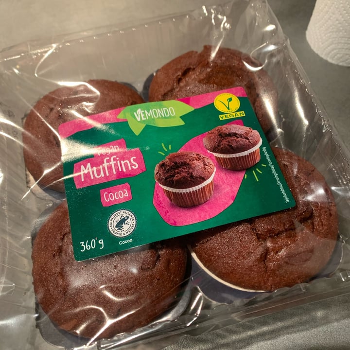 photo of Vemondo Chocolate muffins shared by @veganhaven on  18 Jan 2023 - review