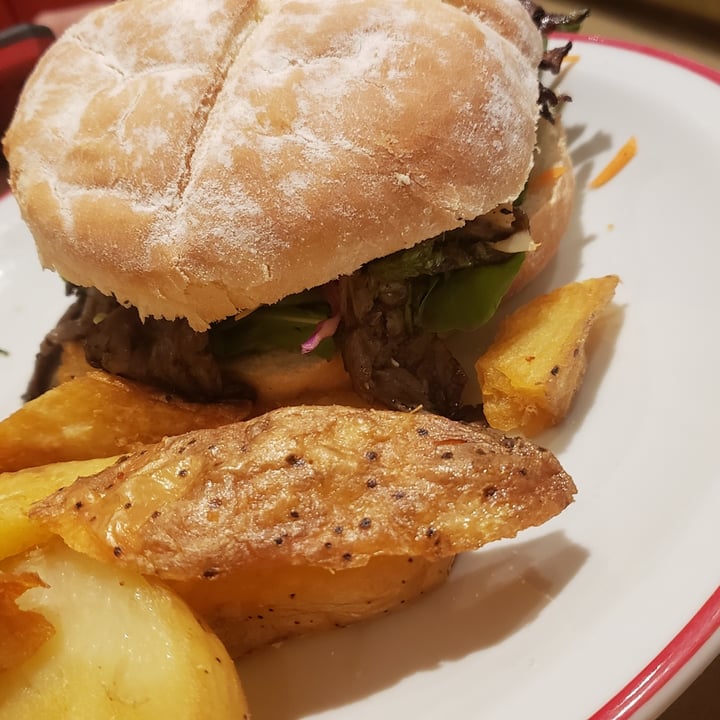 photo of Gordo Vegano Sandwich De Girgolas shared by @camox on  09 Jan 2023 - review