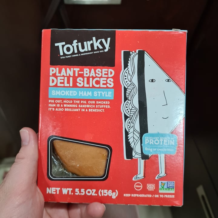 photo of Tofurky Plant-based Deli Slices Smoked Ham Style shared by @sofihuasteca on  02 Apr 2023 - review