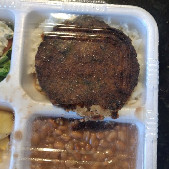 photo of Junior Bar and Restaurant marmita, arroz, feijao, salada e hamburger de soja shared by @flaviapettarin on  21 May 2023 - review