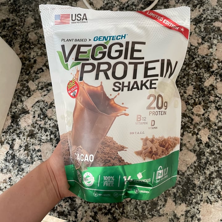 photo of Gentech veggie protein shake shared by @martinaitziar on  07 Apr 2023 - review