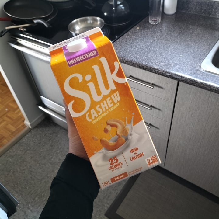 photo of Silk Cashew milk unsweetened shared by @urbanlicht on  24 Jun 2023 - review