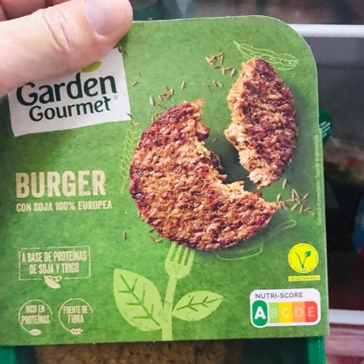 photo of Garden Gourmet Burger Deluxe shared by @marenv on  21 Jul 2023 - review