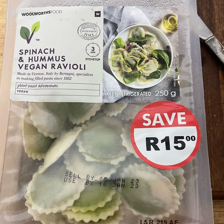 photo of Woolworths Food Spinach & Humus Vegan Ravioli shared by @pigsnpaws on  31 Dec 2022 - review