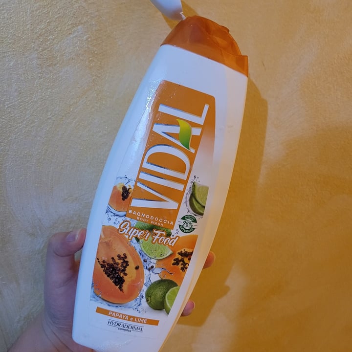 photo of Vidal bagno doccia papaya e lime shared by @ross0 on  07 Aug 2023 - review