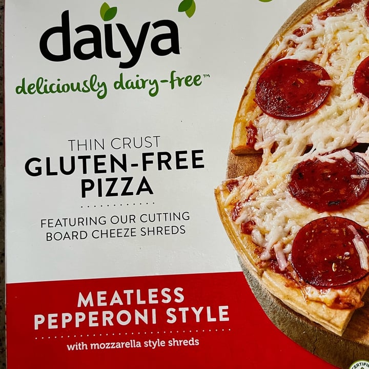 photo of Daiya Gluten-free Pizza Meatless Pepperoni Style shared by @tatanka05 on  29 May 2023 - review
