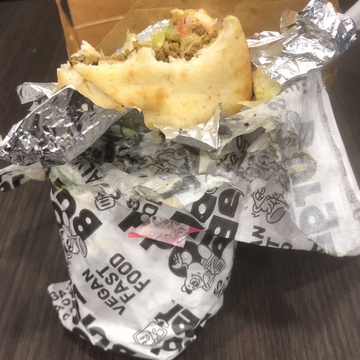 photo of Odd Burger Chickun souvlaki shared by @abarrow33 on  15 Jan 2023 - review