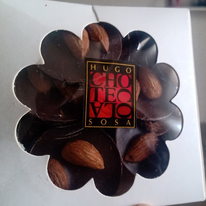 photo of Hugo Sosa Chocolates Chocolate Semiamargo con Almendra shared by @deiq on  26 May 2023 - review