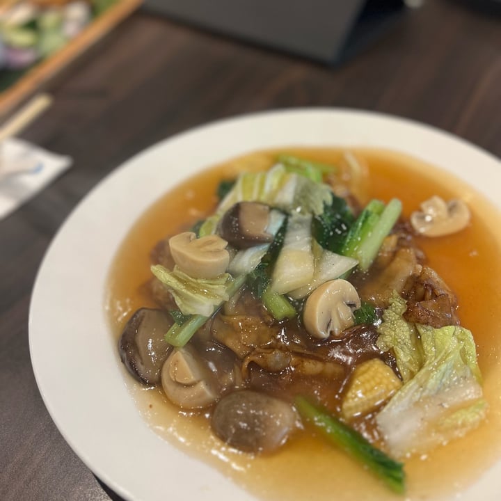 photo of White Rose Cafe Veganised Hor Fun shared by @consciouscookieee on  02 Jul 2023 - review