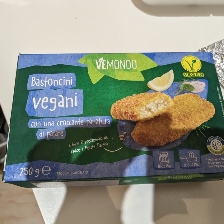 photo of Vemondo bastoncini vegani shared by @niniane on  29 Jan 2023 - review