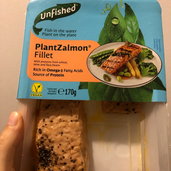 photo of Unfished plantzalmon fillets shared by @biancaflamingo on  04 May 2023 - review