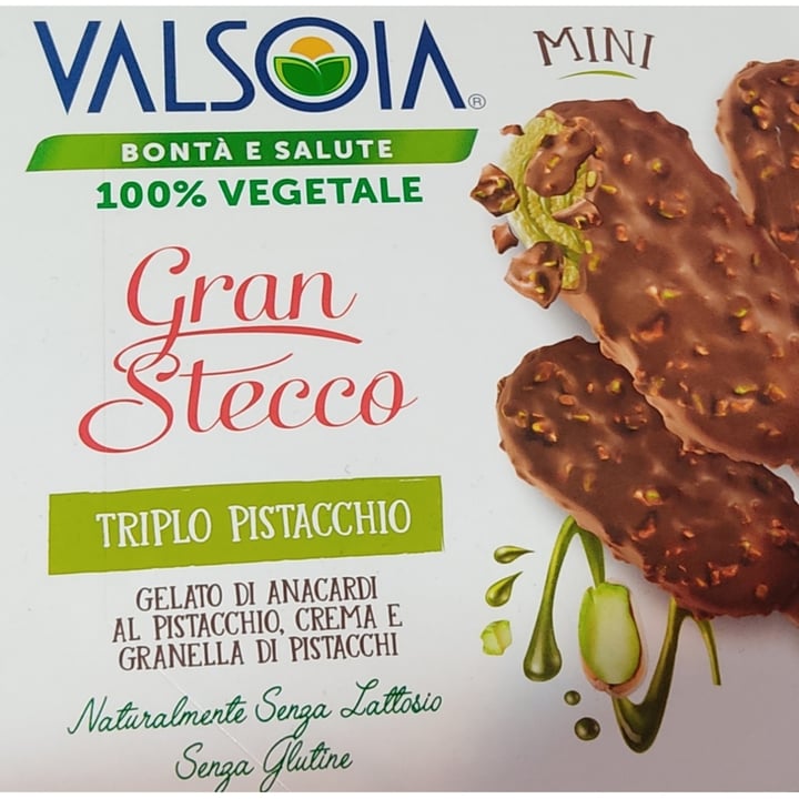 photo of Valsoia gran stecco al triplo pistacchio e anacardi shared by @maylapersonaltrainer on  01 May 2023 - review