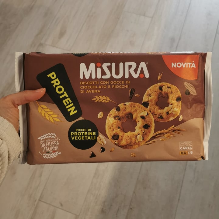photo of Misura Biscotti con gocce di cioccolato e fiocchi d’avena shared by @cristianapalma on  28 Jun 2023 - review