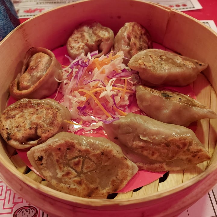 photo of KOI Dumplings - Olivos - Vicente Lopez Degustacion Vegana De Dumplings shared by @pucky on  14 Jun 2023 - review
