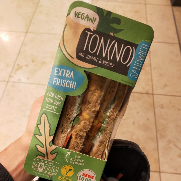 photo of Rewe To Go ton(no) sandwich shared by @robertabi on  19 Apr 2023 - review