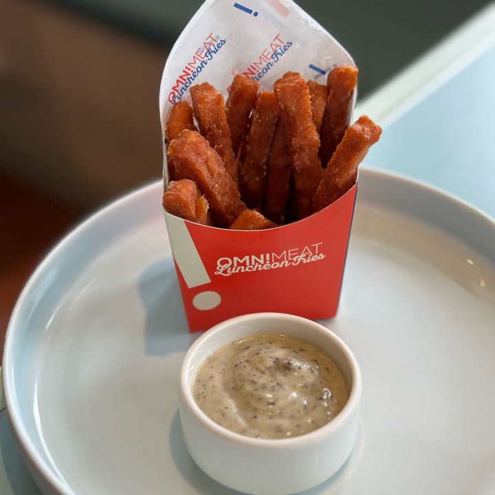 photo of Green Common Singapore Omni Luncheon Fries shared by @browngirlvegan on  13 Feb 2023 - review