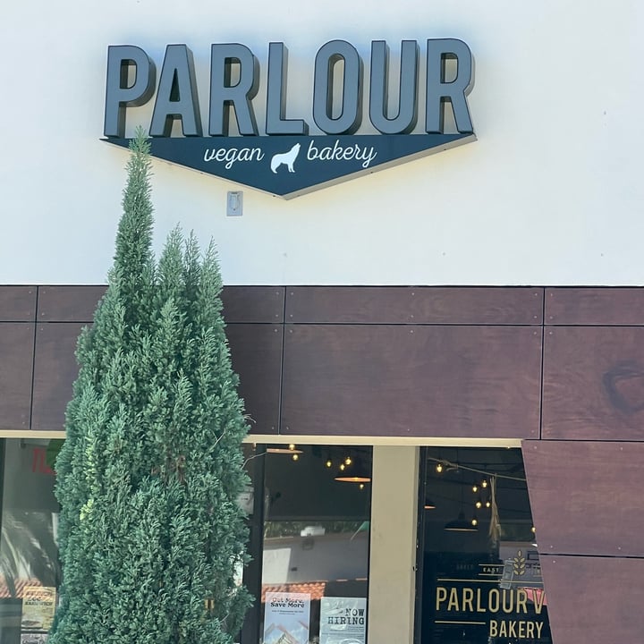 photo of PARLOUR VEGAN BAKERY® BOCA Chimichurri Chik’n Sandwhich shared by @allycat38 on  17 Feb 2023 - review