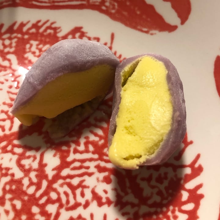 photo of Little Moons Passionfruit and Mango Mochi shared by @pattini on  05 Apr 2023 - review