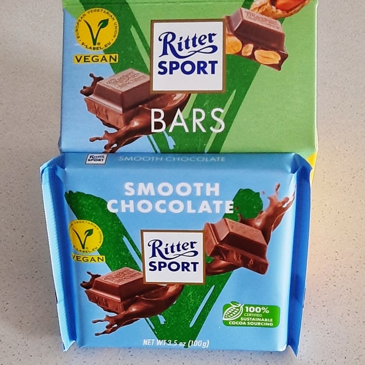 photo of Ritter Sport Smooth Chocolate shared by @rynol on  27 Apr 2023 - review