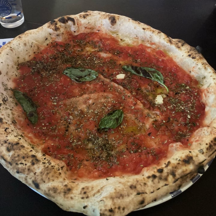 photo of Gino Sorbillo Lievito Madre al Mare Pizza Marinara shared by @flasol on  17 Jun 2023 - review