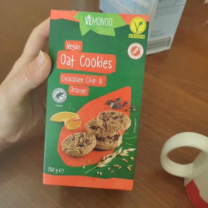photo of Vemondo Vegan Oat Cookies Chocolate Chips & Orange shared by @annefox on  05 Feb 2023 - review