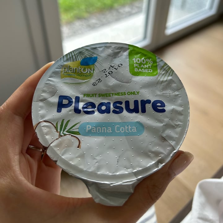 photo of Planton Panna Cotta Pleasure coconut yogurt shared by @ele91mem on  29 Jul 2023 - review