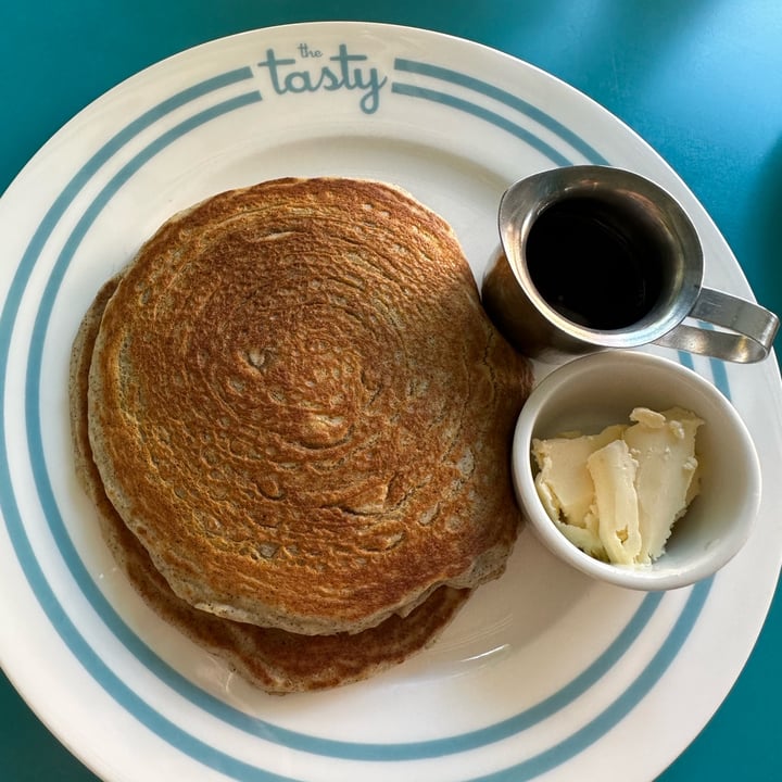 photo of The Tasty Pancakes Straight Up shared by @jpegg on  27 May 2023 - review