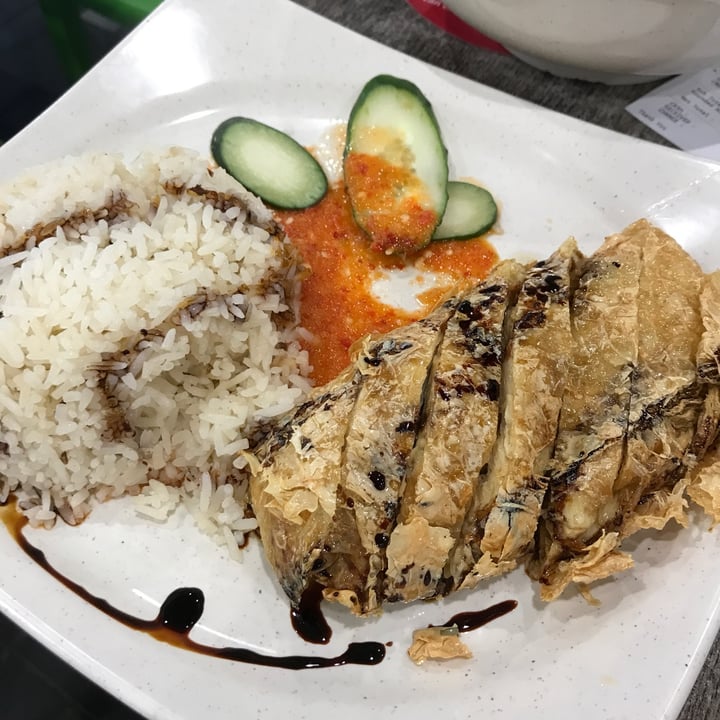 photo of Bao Su Zhai 寶素齋 Roasted Chicken Rice shared by @ziggyradiobear on  25 Mar 2023 - review