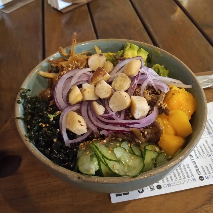 photo of Mana Poke Vegan poke shared by @juliasilva on  17 Jan 2023 - review