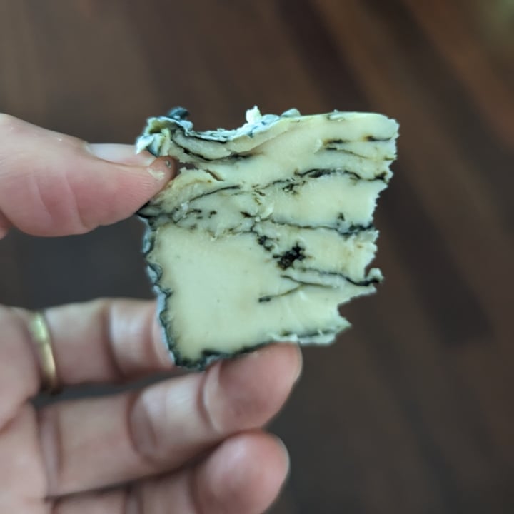 photo of Nutty Artisan Foods Simply Blue shared by @vanessaprats on  20 Jan 2023 - review